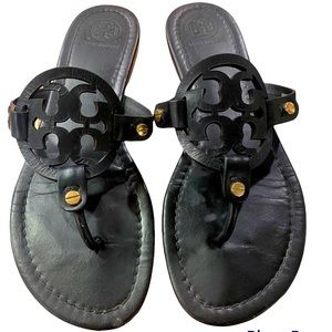 TORY BURCH- MILLER SANDAL, LEATHER

*color- perfect black 
* Rubber sole